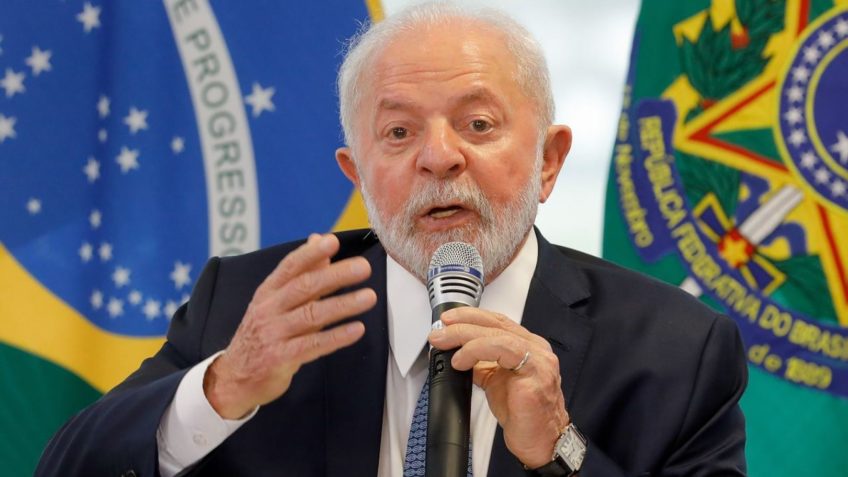 Quem vive de dividendo não paga Imposto de Renda, diz Lula Declaração foi para rádio da Bahia; na realidade, quem recebe dividendos pagou imposto antes por meio de uma empresa, em geral, com uma alíquota de 34%