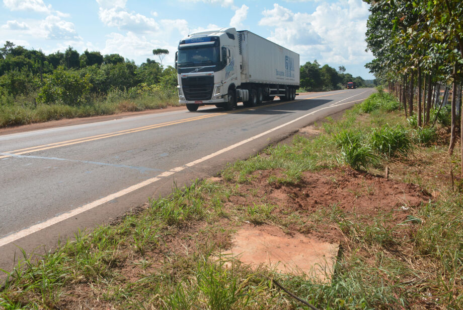 Vândalos vencem e Detran desiste dos radares na “rodovia das antas”