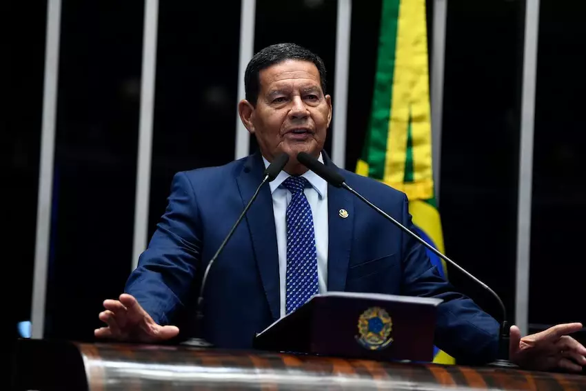 Mourão reage a ação da PF: corruptos perdoados e bandidagem livre