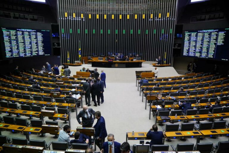 Projeto que veta “saidinha”: Veja quais deputados votaram contra