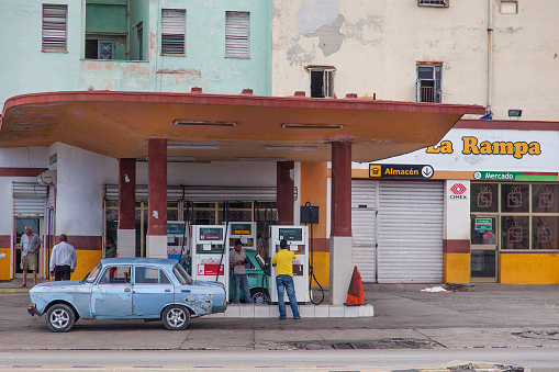 Cuba anuncia aumento de mais de 500% no preço do combustível