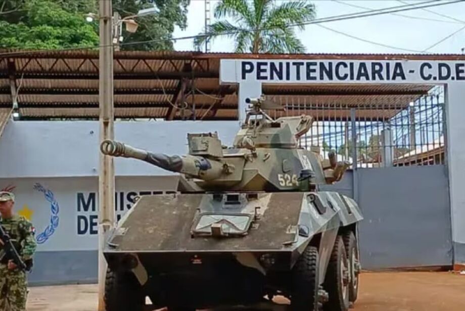 Membros do PCC são expulsos do Paraguai em megaoperação na fronteira