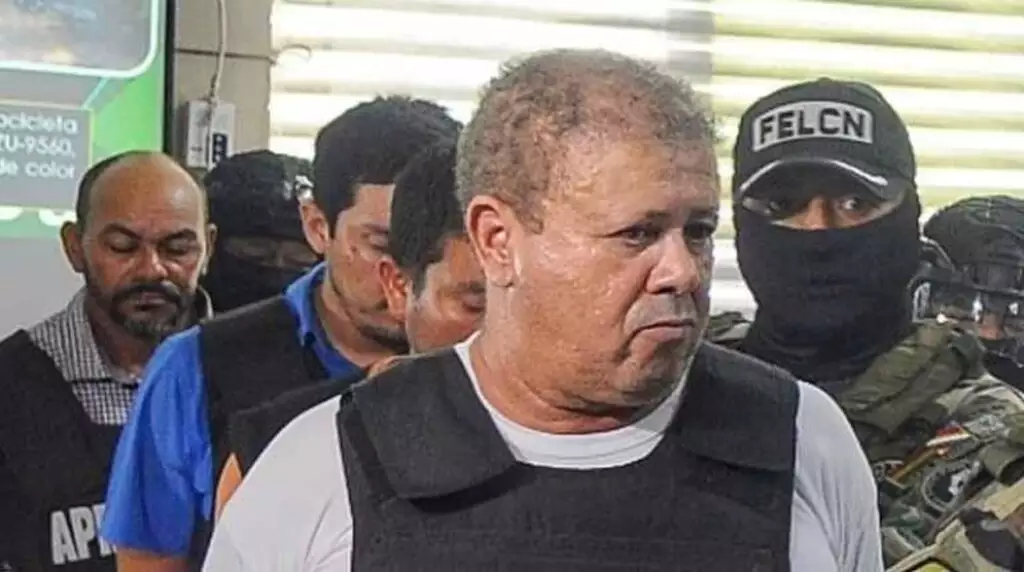 Um dos maiores traficantes da América é liberado para tratamento médicoLourival Máximo da Fonseca foi preso em fevereiro na Bolívia e estava na Gameleira I