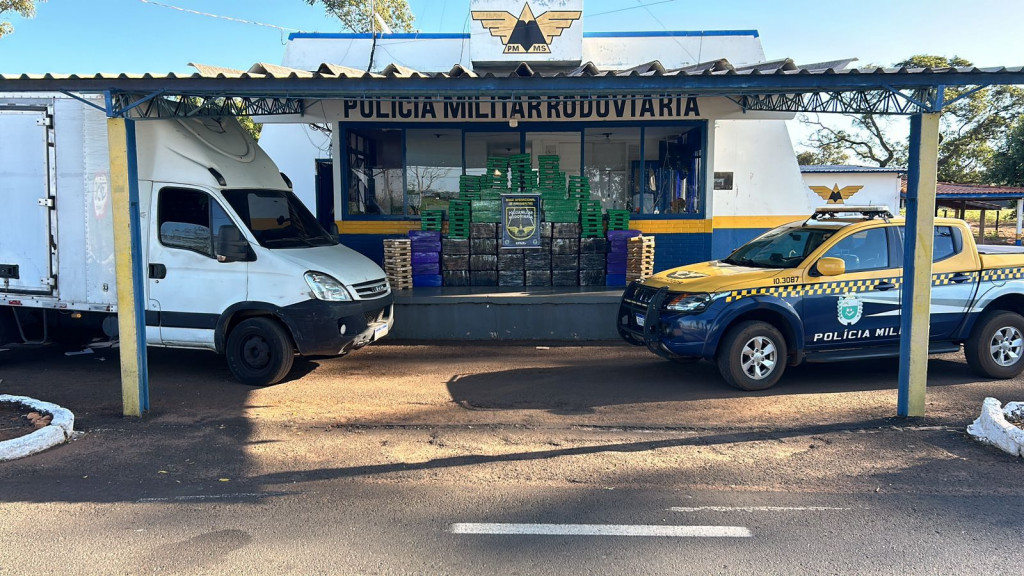 Homem é preso pela PMR com quase 2 toneladas de maconha em caminhão baú