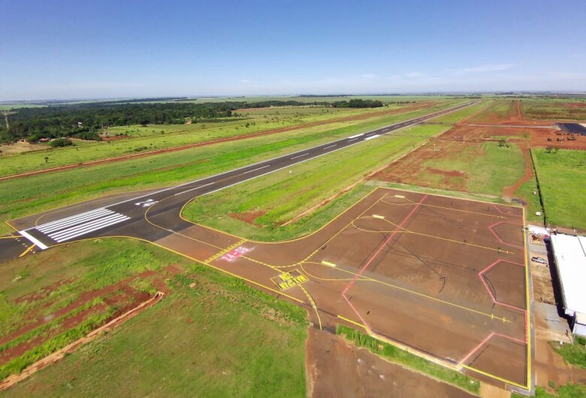 Exército conclui entrega de pista do Aeroporto de Dourados após três anos de obras