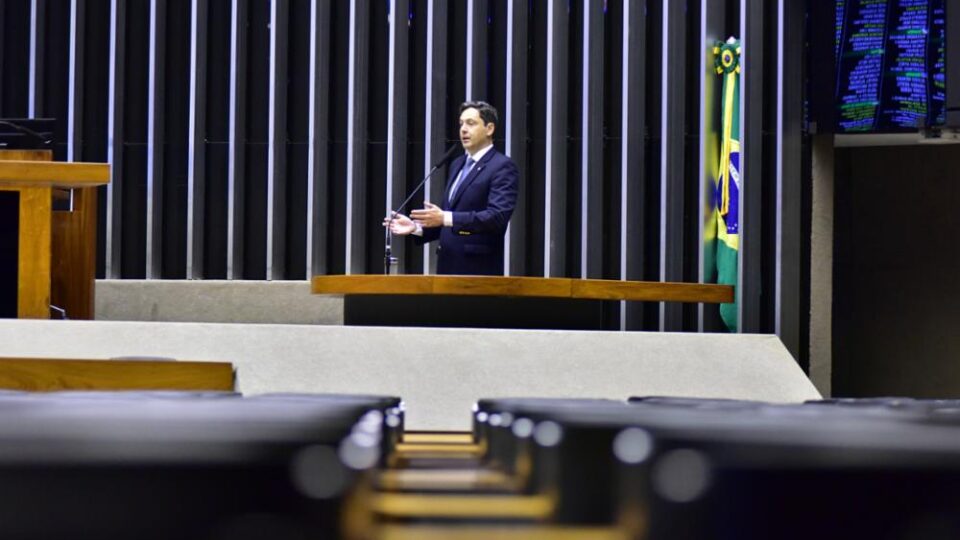 Além do impeachment: Bragança propõe reforma do Judiciário