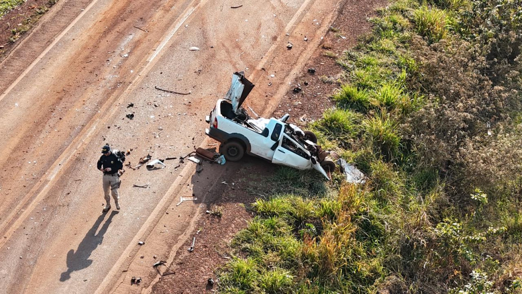 Polícia identifica motorista morto em colisão com carreta na BR-267