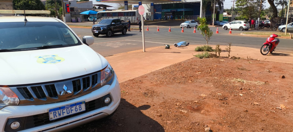 Polícia identifica condutor de moto atingido por caminhonete em Dourados