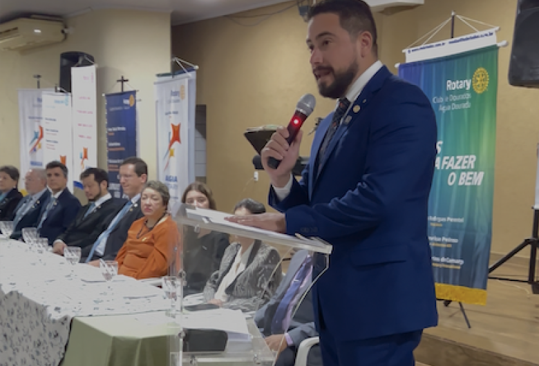 Rotary Club de Dourados dá posse à nova diretoria