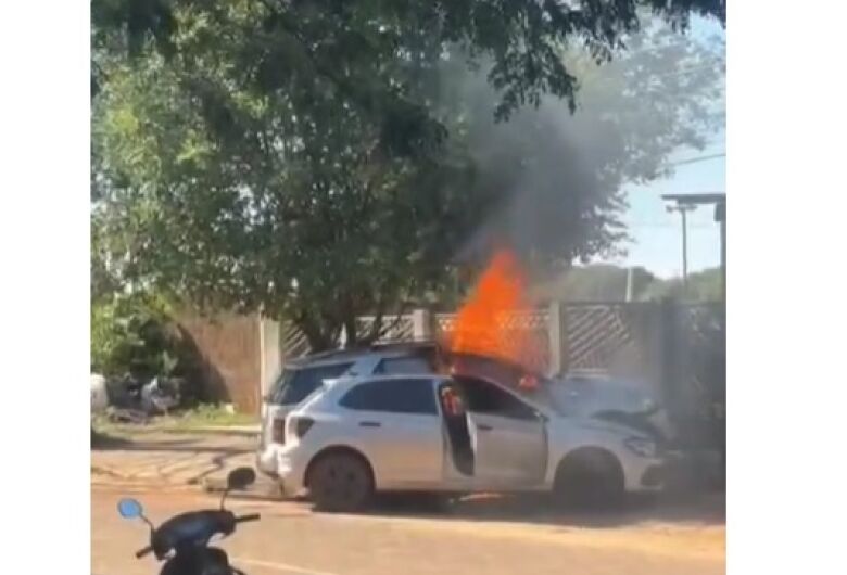 Grupo chegou fortemente armado e realizou ataque na fronteira
