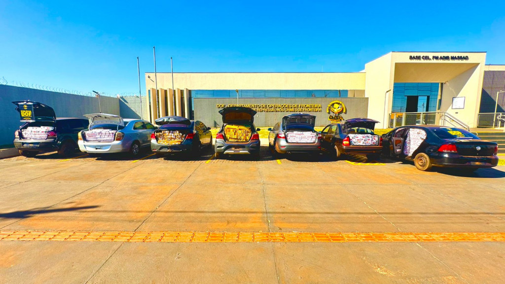 DOF intercepta 7 veículos carregados com droga e cigarros na fronteira