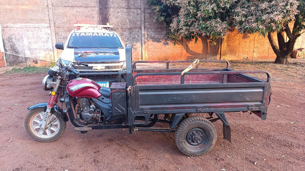 PM recupera motocicleta “moto-carga” furtada em oficina na fronteira