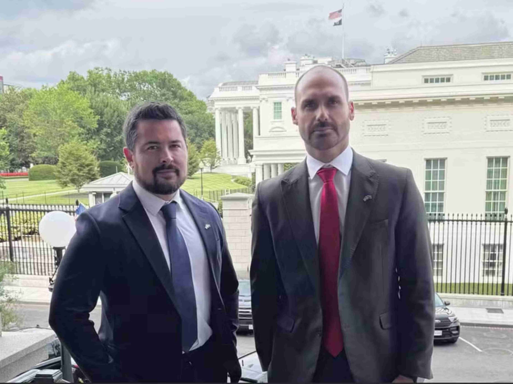 PGR denuncia Paulo Figueiredo e Eduardo Bolsonaro nos EUA por suposta coação