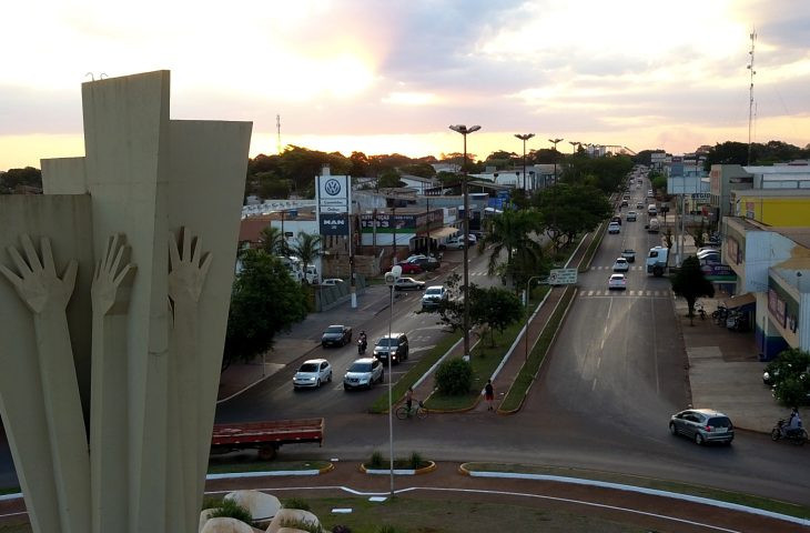 Passarela na MS-156 terá impacto direto em estudantes e servidores em Dourados