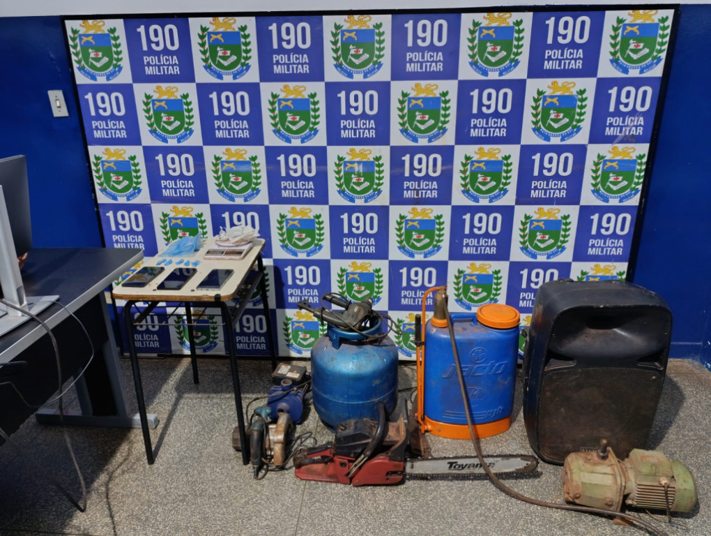 Polícia Militar fecha “boca de fumo” e apreende objetos em distrito da fronteira