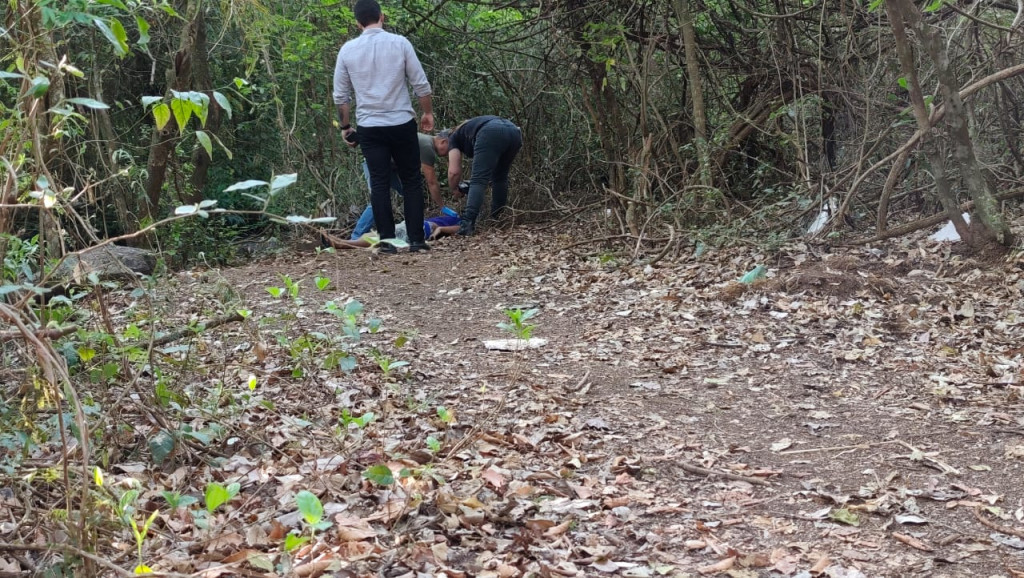 Homem é executado com pelo menos 3 tiros e encontrado próximo a córrego em Dourados