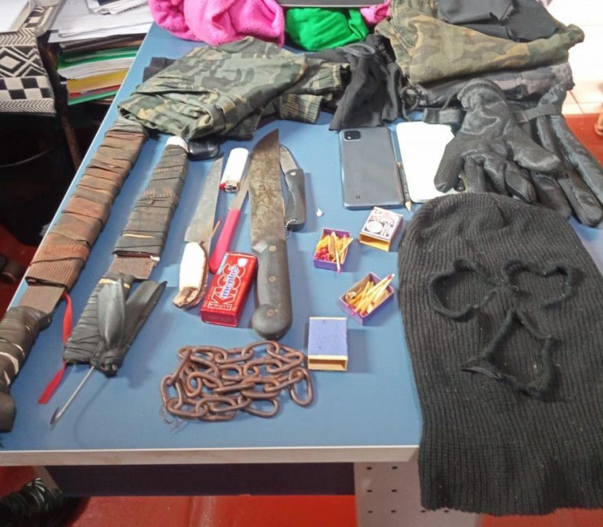 Justiça determina internação de adolescentes que planejavam massacre em escola