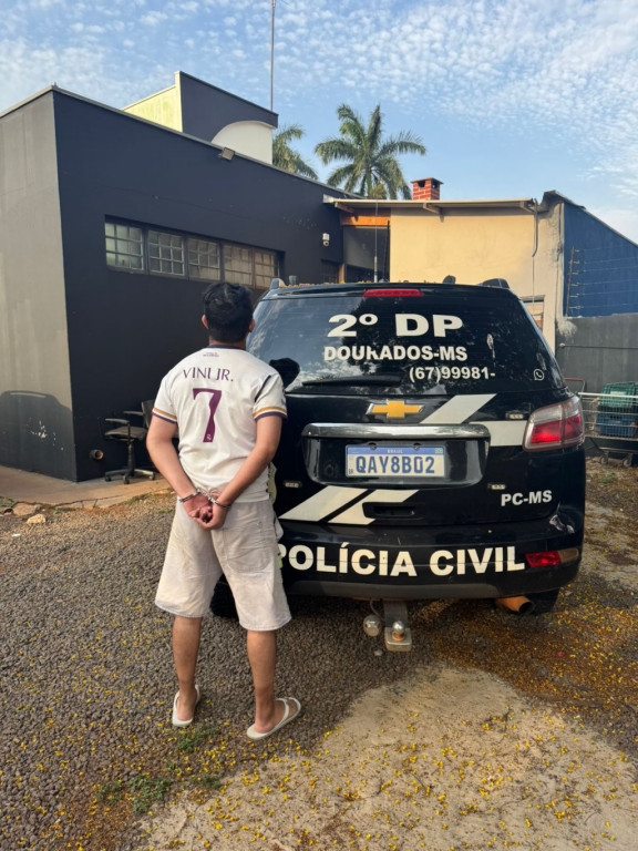 Motociclista de aplicativo é preso por importunação sexual em Dourados