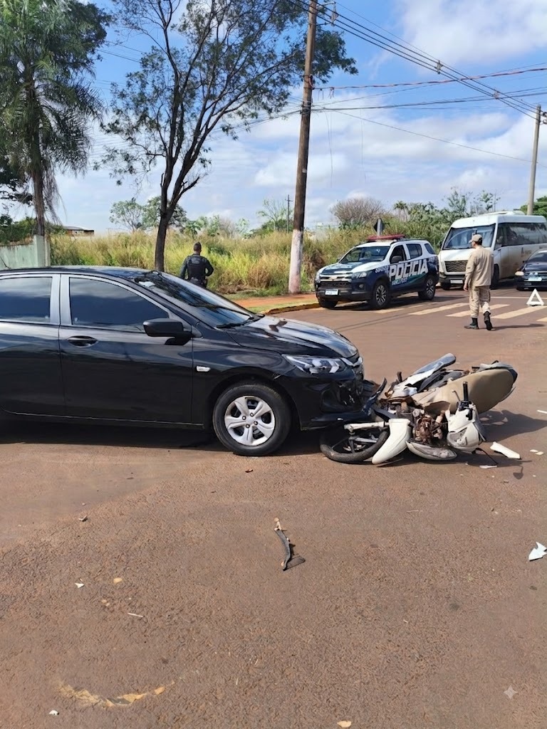Colisão transversal deixa motociclista ferida em Maracaju; acidente é o 53º registrado em 2026
