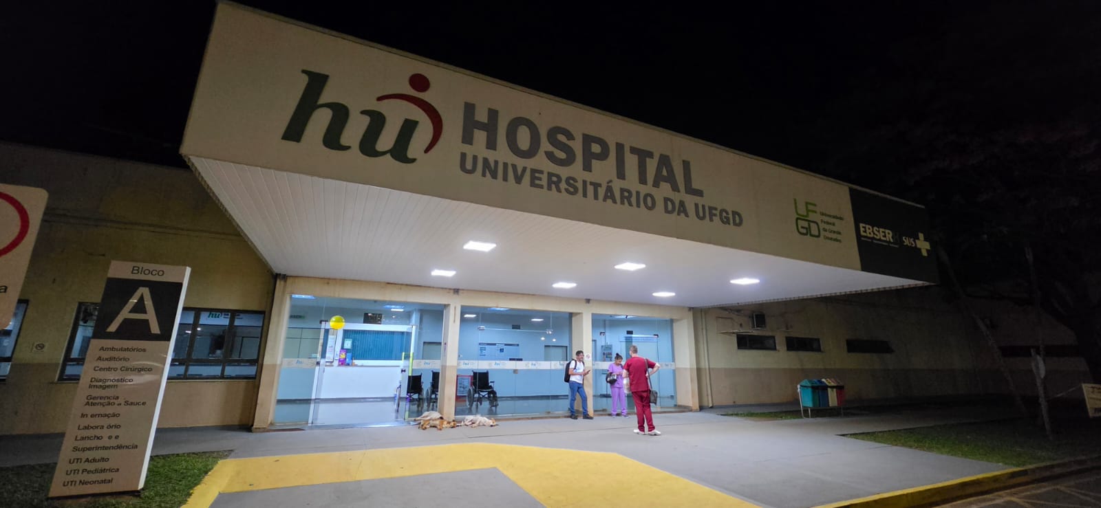 Homem morre após desmaiar no pátio do Hospital Universitário de Dourados