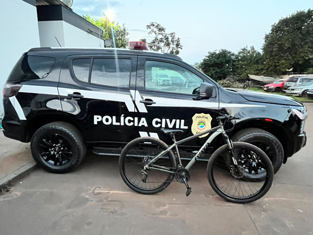 Dupla é presa por furto e receptação de bicicleta avaliada em R$ 2 mil